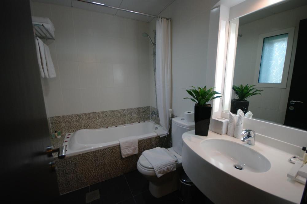 Gulf Oasis Hotel Apartments Fz LLC